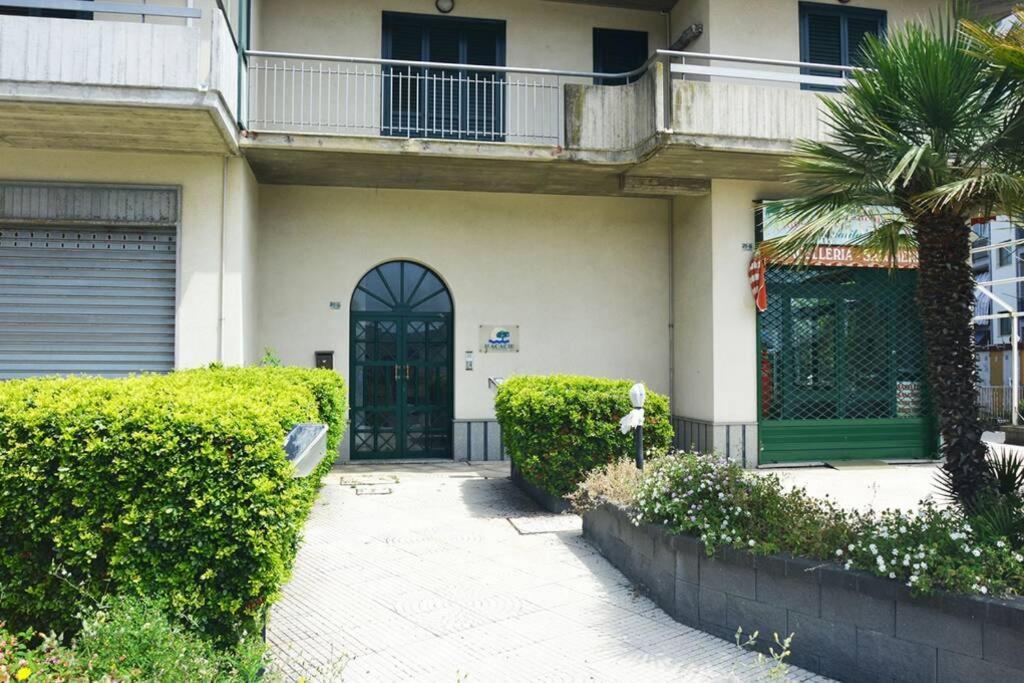 Appartamento Casasolemare Fondachello فونداشيلو المظهر الخارجي الصورة